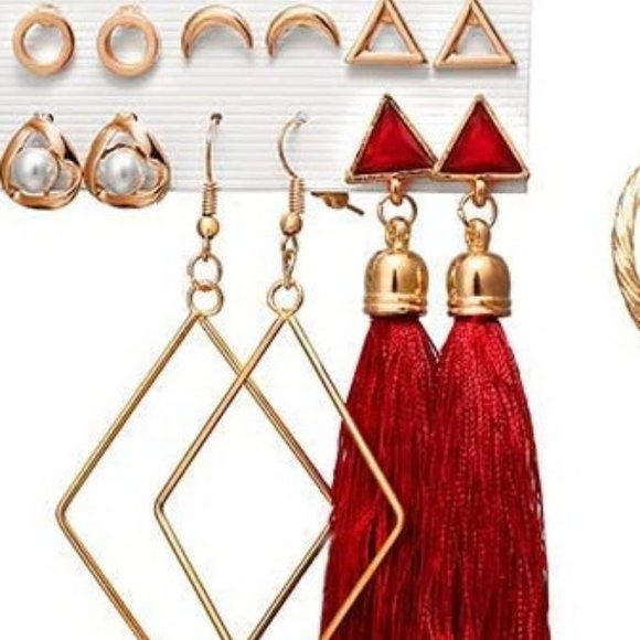 Jewelry - 6 pairs of Earrings, diamond shaped danglings